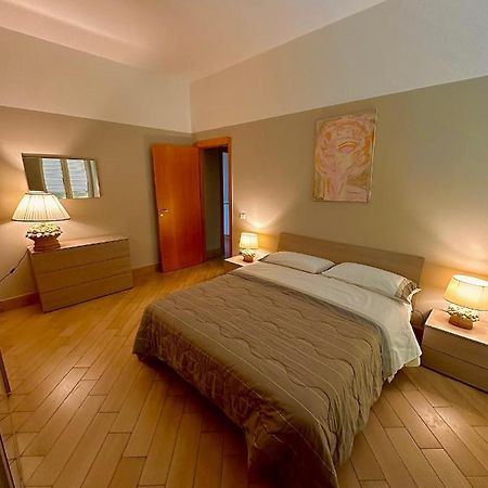 Nobile Dimora Apartment Napoli Bagian luar foto