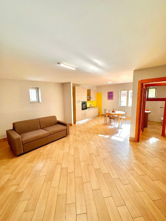 Nobile Dimora Apartment Napoli Bagian luar foto
