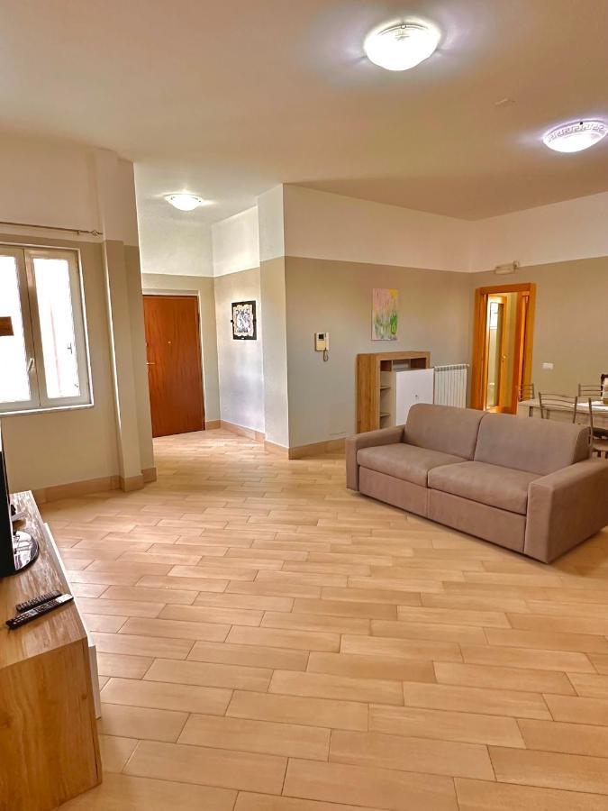 Nobile Dimora Apartment Napoli Bagian luar foto