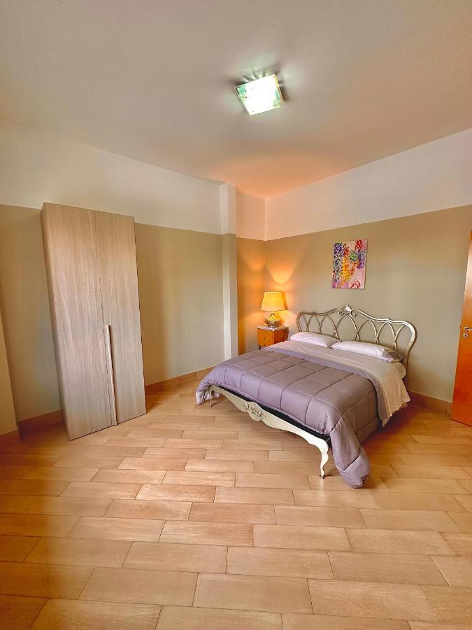 Nobile Dimora Apartment Napoli Bagian luar foto