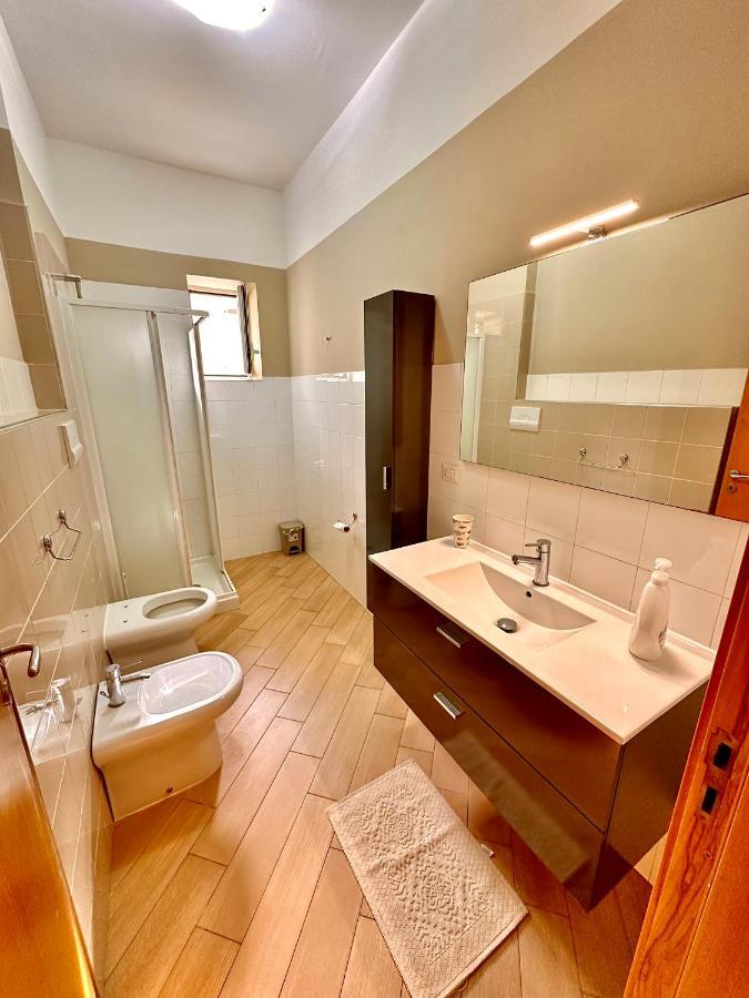 Nobile Dimora Apartment Napoli Bagian luar foto